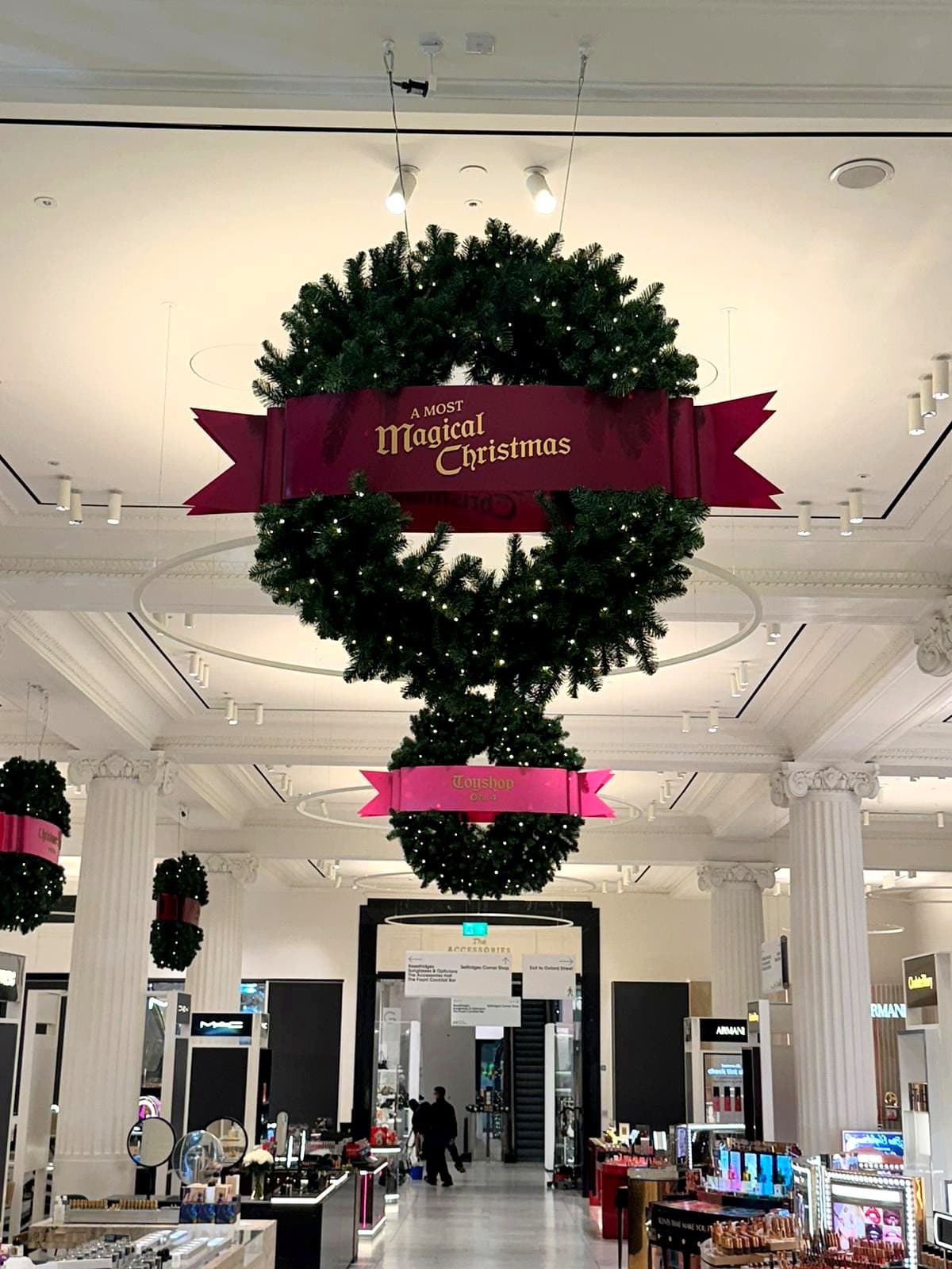 Selfridges - Christmas Wreaths