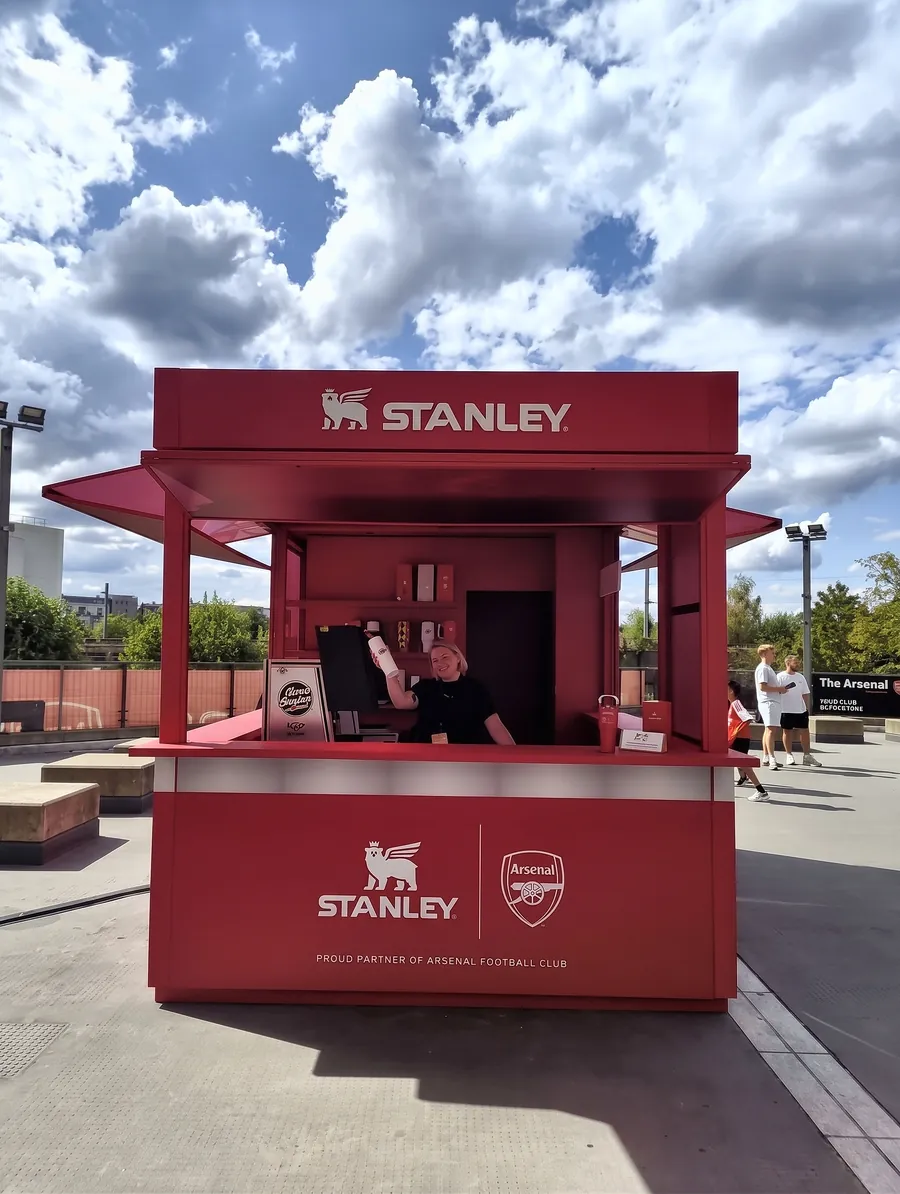 Stanley 1913 x Arsenal - Emirates Kiosk