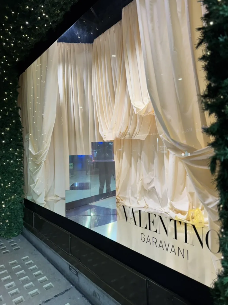 Valentino - Selfridges Corner Shop, built by Rule One Productions